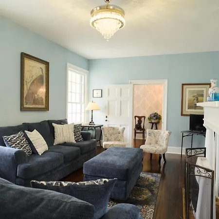 Borum House - 3 Bed, 2 & Half Bath, Full Kitchen, Heart Of Downtown Natchez